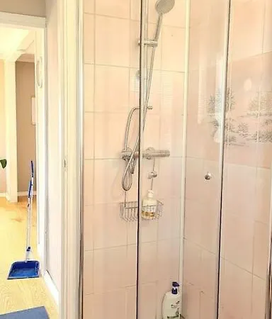 Charming Apt&free Parking&balcony Apartman *