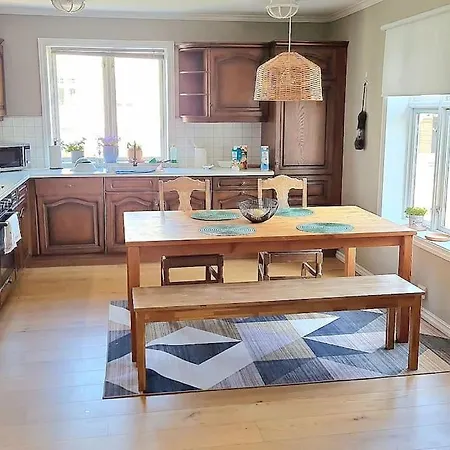 Charming Apt&free Parking&balcony Στάβανγκερ
